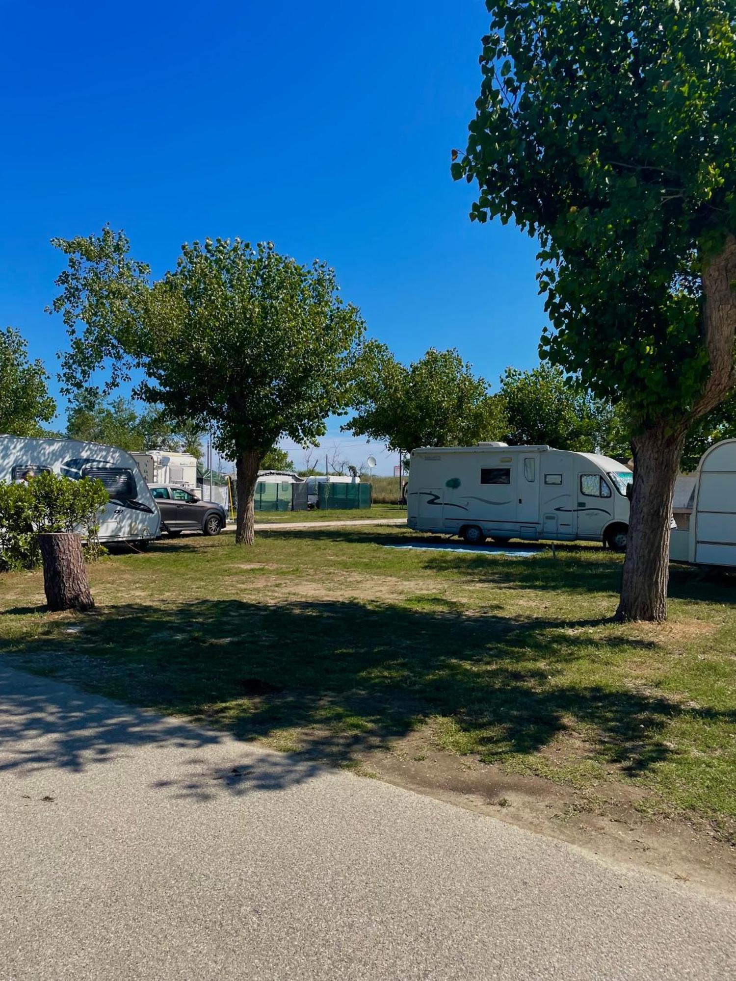 Camping Village Lido Di Classe Exteriér fotografie